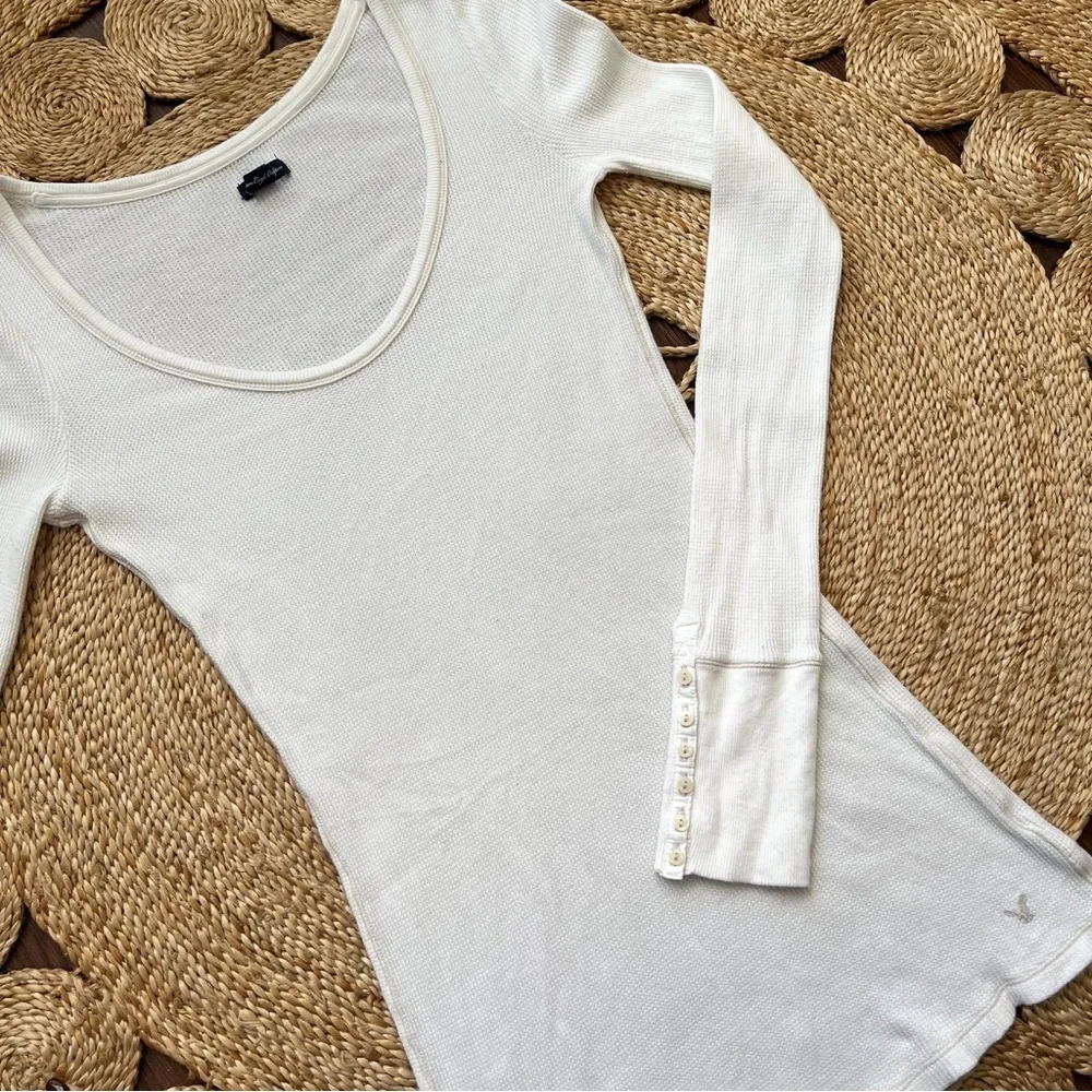 American Eagle Thermal Henley - Picture 2 of 5